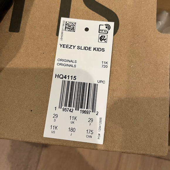 Yeezy slide 11k - Picture 5 of 6